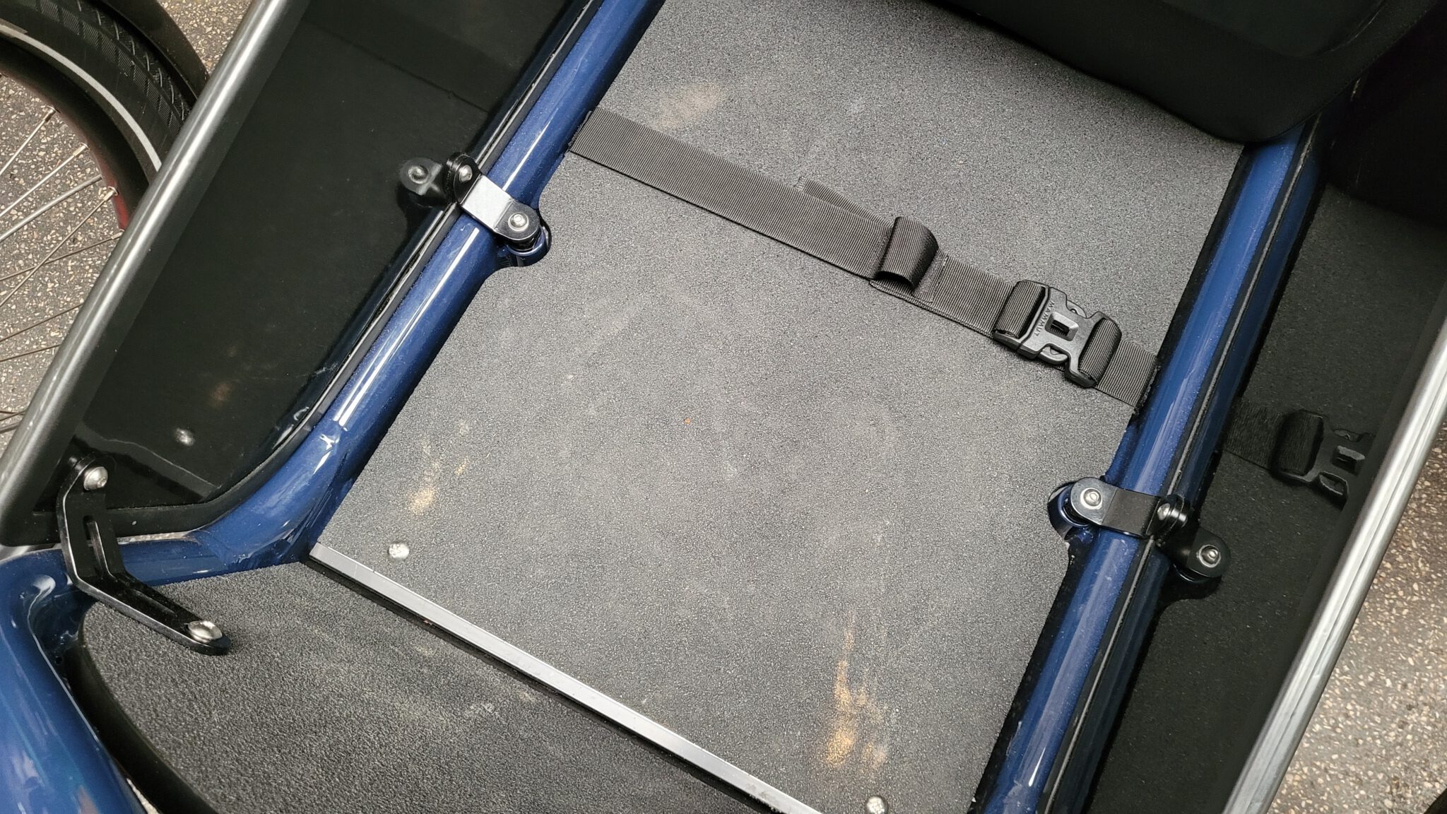 Dog Leash Loop (DIY) — 1 of 2